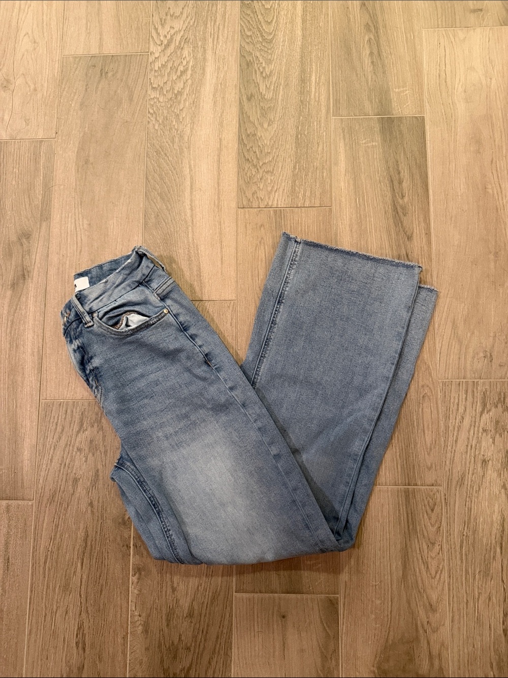 Mica Women's Light Blue Straight-Leg Jeans Size 25